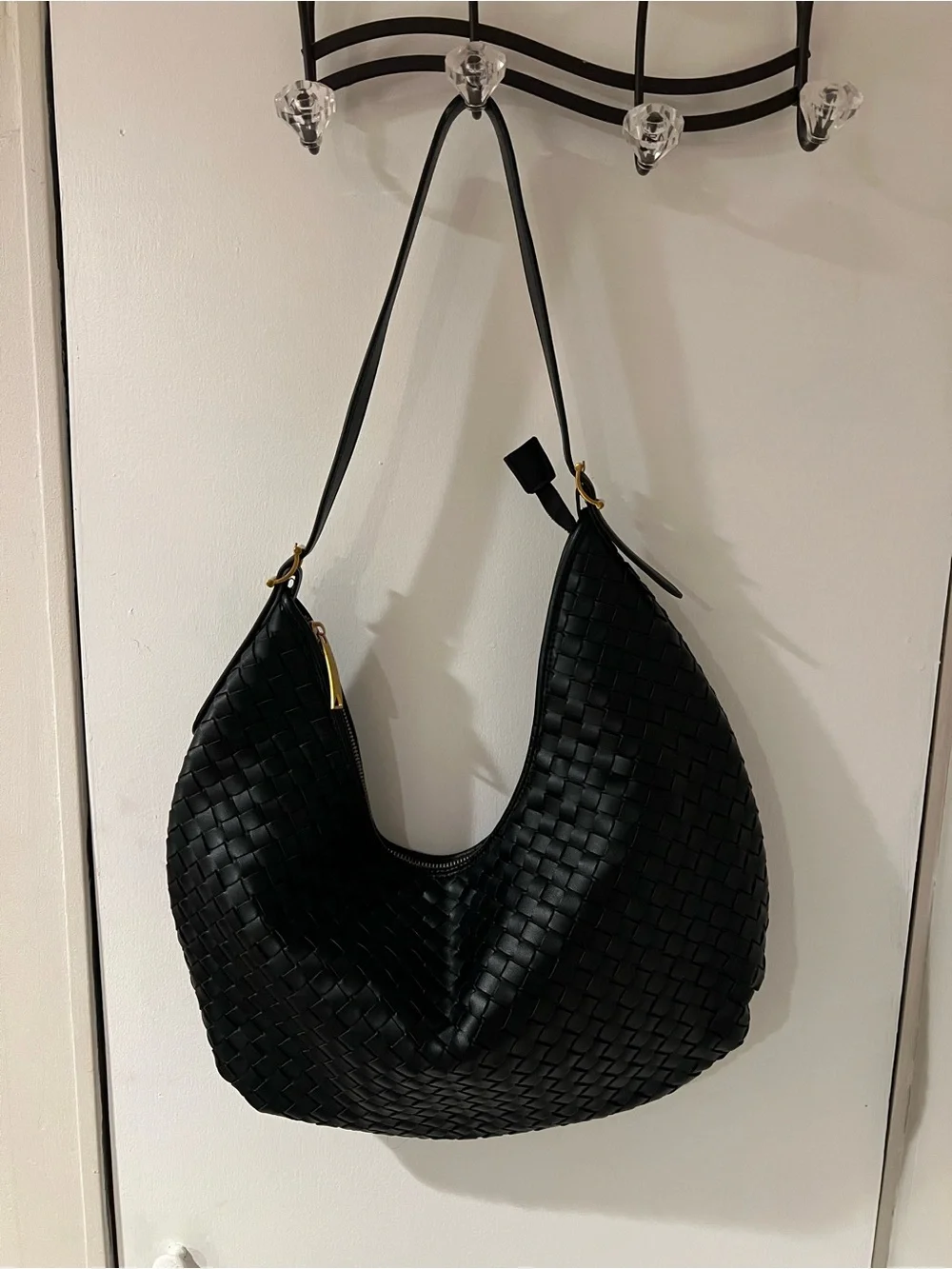 Woven Shoulder Handbag